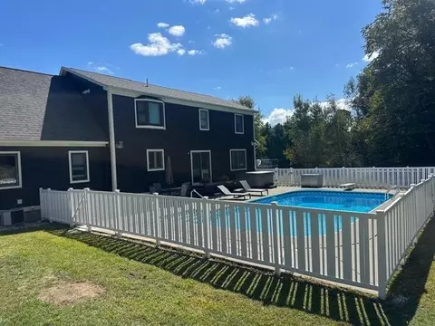 Exterior - 21 Meadow Dr, Jericho, VT 05465 photo 8 of 18