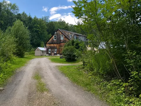90 Green Woods Rd, Richmond, NH 03470