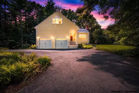 10 Standish Way, Amherst, NH 03031