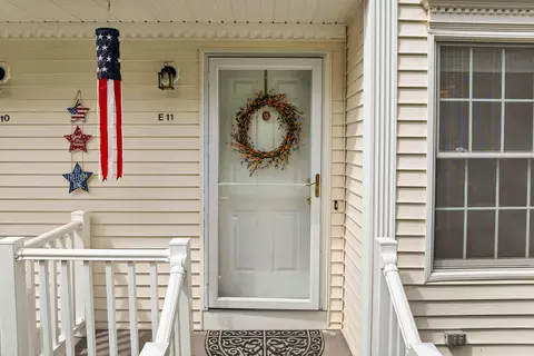Exterior - 6 Pleasant St #E11, Hooksett, NH 03106 photo 3 of 3