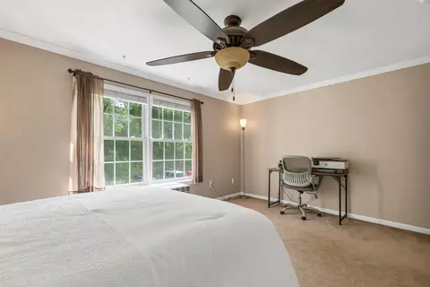 Bedroom - 6 Pleasant St #E11, Hooksett, NH 03106 photo 5 of 6