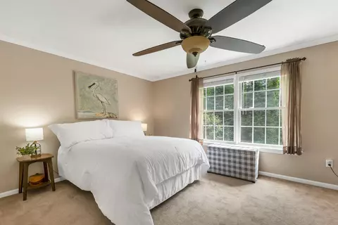 Bedroom - 6 Pleasant St #E11, Hooksett, NH 03106 photo 4 of 6