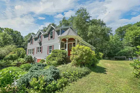 27 Swallow Rd, Belmont, NH 03220