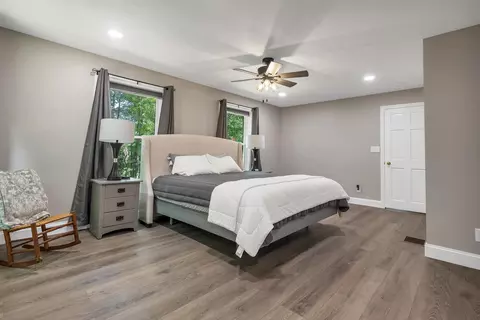 Bedroom - 6 Ridgewood Dr, Bow, NH 03304 photo 4 of 11