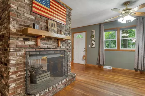 Living - 6 Ridgewood Dr, Bow, NH 03304 photo 1 of 5