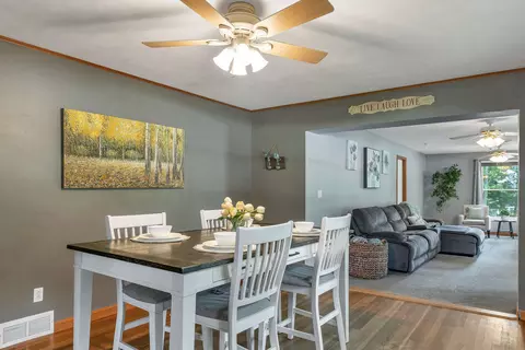Dining - 6 Ridgewood Dr, Bow, NH 03304 photo 4 of 4