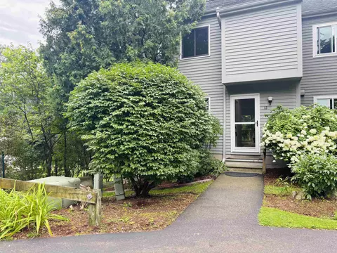 701 Dorset St #12, South Burlington, VT 05403