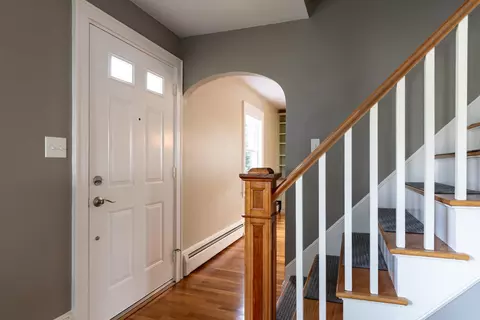 Entry Way - 22 Crescent Ave, Dover, NH 03820 photo 3 of 5