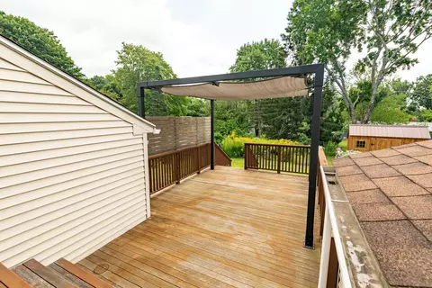 Exterior - 22 Crescent Ave, Dover, NH 03820 photo 5 of 9