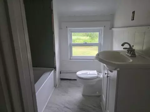 Bath - 27 Meadow St, Proctor, VT 05765 photo 2 of 2