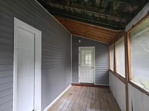 Exterior - 27 Meadow St, Proctor, VT 05765 photo 3 of 3