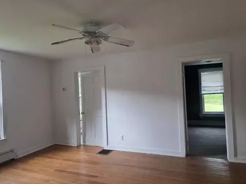Living - 27 Meadow St, Proctor, VT 05765 photo 1 of 3