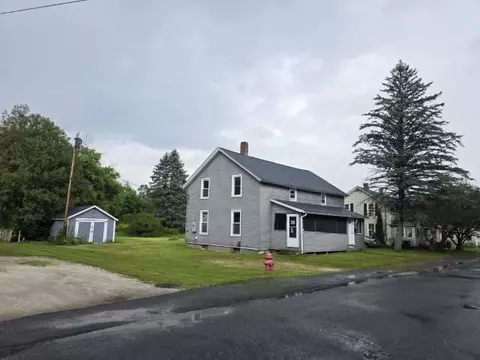 25 Meadow St, Proctor, VT 05765