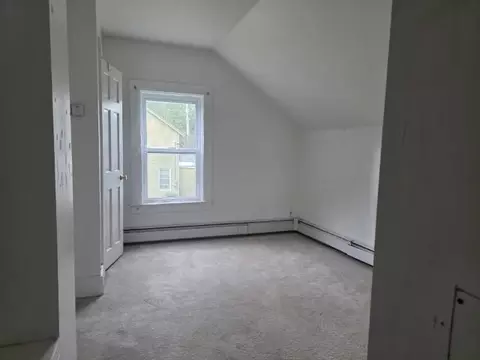 Bedroom - 27 Meadow St, Proctor, VT 05765 photo 3 of 5