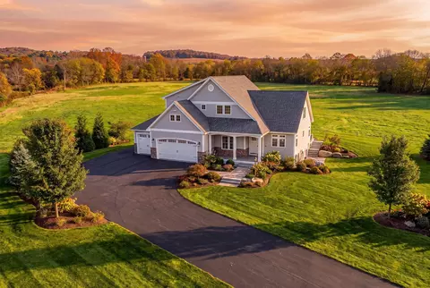 93 Chestnut Hill Rd #THE HANNAH, Amherst, NH 03031