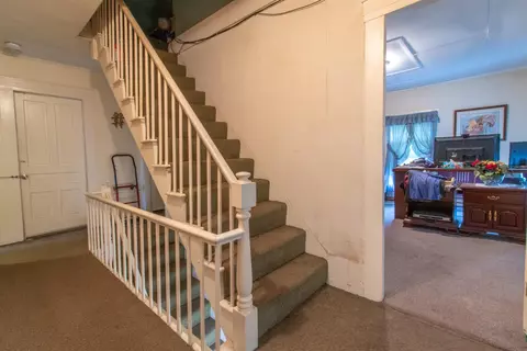 Entry Way - 68 S State St, Concord, NH 03301 photo 4 of 6
