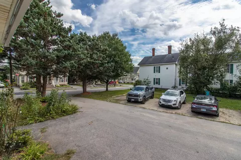 Exterior - 68 S State St, Concord, NH 03301 photo 12 of 14