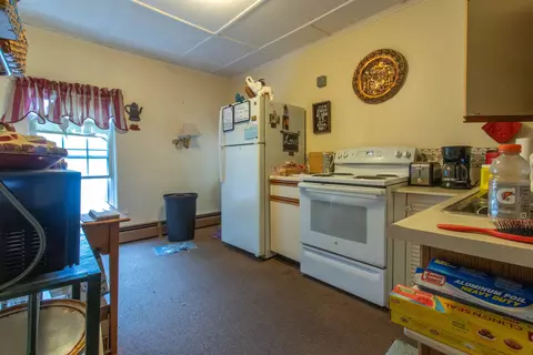 Kitchen - 68 S State St, Concord, NH 03301 photo 5 of 9