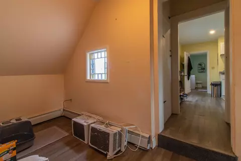 Entry Way - 68 S State St, Concord, NH 03301 photo 2 of 6