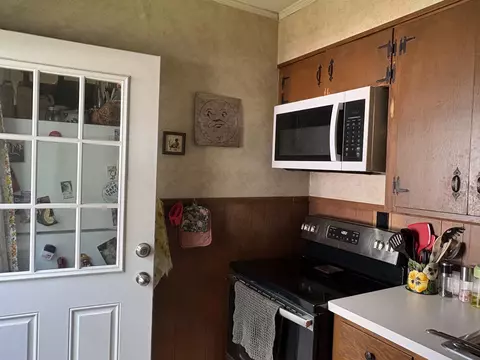 Kitchen - 68 S State St, Concord, NH 03301 photo 1 of 9
