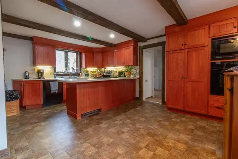 Kitchen - 68 S State St, Concord, NH 03301 photo 7 of 9