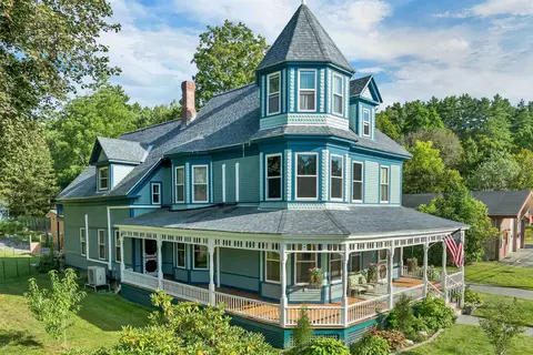 7 Main St, Alstead, NH 03602