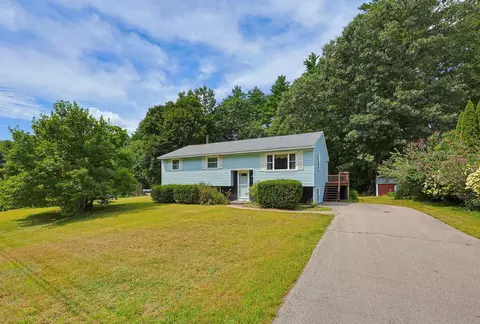 38 Waterville Dr, Merrimack, NH 03054