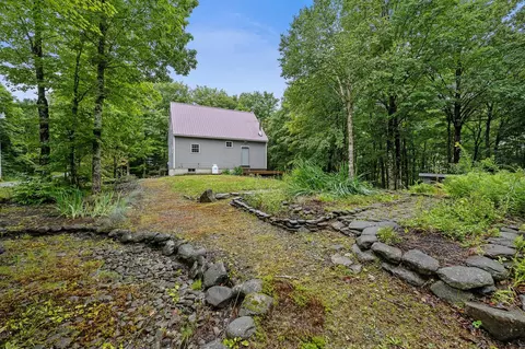 148 Lakeview Estates Rd, Pittsburg, NH 03592