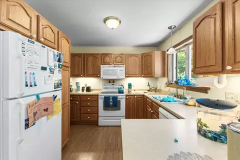 Kitchen - 54 Mill St, Barre, VT 05641 photo 7 of 7