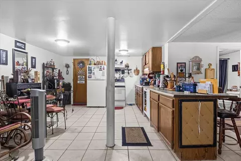 Kitchen - 54 Mill St, Barre, VT 05641 photo 1 of 7