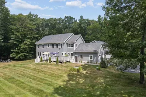 81 Blueberry Hill Ln, Gilford, NH 03249