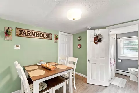 Dining - 33 Beacon Hill Rd, Derry, NH 03038 photo 3 of 4