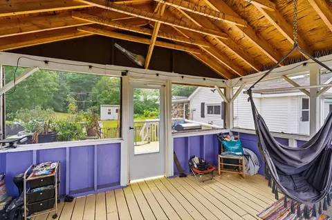 Exterior - 33 Beacon Hill Rd, Derry, NH 03038 photo 8 of 13