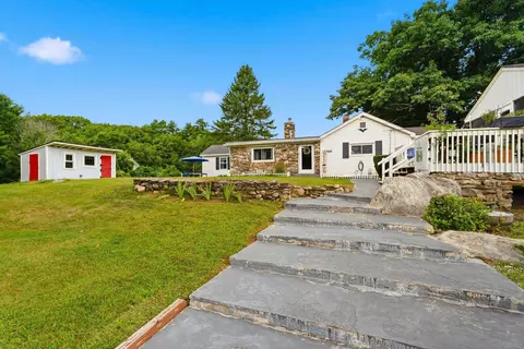 Exterior - 33 Beacon Hill Rd, Derry, NH 03038 photo 3 of 13