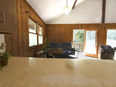 Living - 280 Bunker Hill Cir, Plainfield, VT 05667 photo 5 of 6