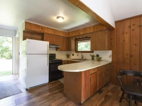 Kitchen - 280 Bunker Hill Cir, Plainfield, VT 05667 photo 2 of 2