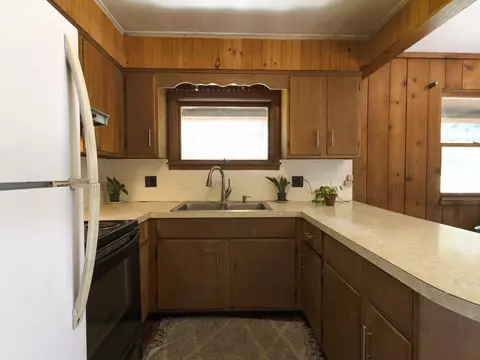 Kitchen - 280 Bunker Hill Cir, Plainfield, VT 05667 photo 1 of 2
