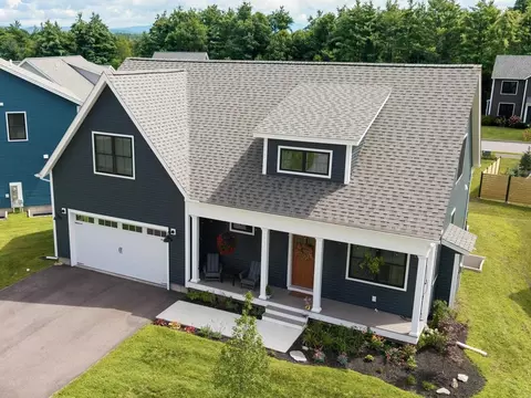 60 Washington Cir, Essex Junction, VT 05452
