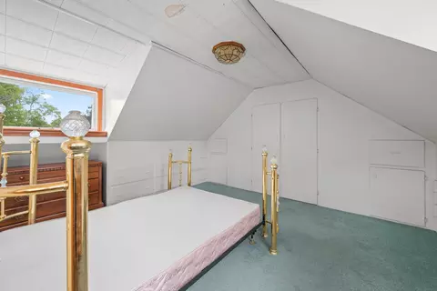 Bedroom - 18 Corbin Ave, Gorham, NH 03581 photo 5 of 7