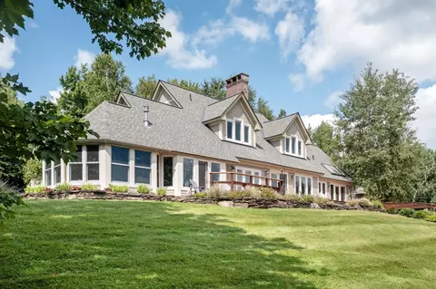306 Sterling Woods Rd, Stowe, VT 05672