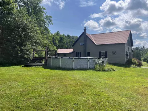 Exterior - 1230 Roaring Brook Rd, Barton, VT 05822 photo 6 of 11