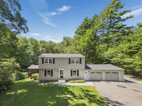 16 Juniper Dr, Amherst, NH 03031