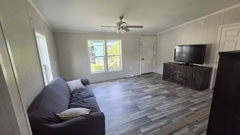 85 Coffin Rd #TRLR 17, Epping, NH 03042 photo 4