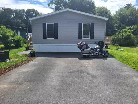 85 Coffin Rd #TRLR 17, Epping, NH 03042 photo 2