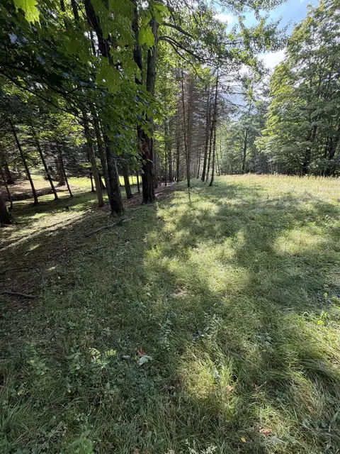 00 Blueberry Hill Dr, Lebanon, NH 03766