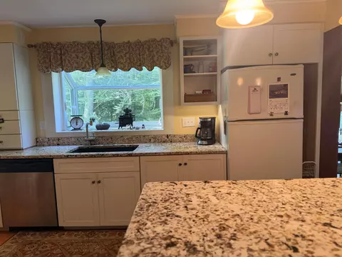 Kitchen - 97 High St, Plainfield, NH 03781 photo 1 of 5