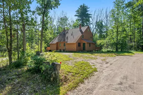 27 Abbey Ln #9, Conway, NH 03818