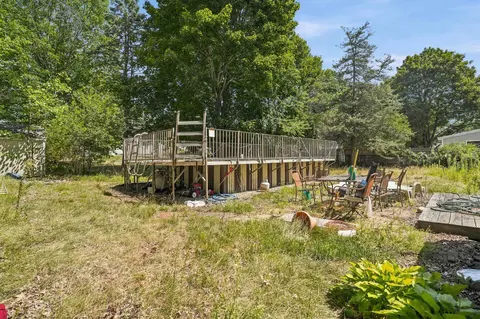 Exterior - 13 Fairfield Dr, Hampton, NH 03842 photo 5 of 6