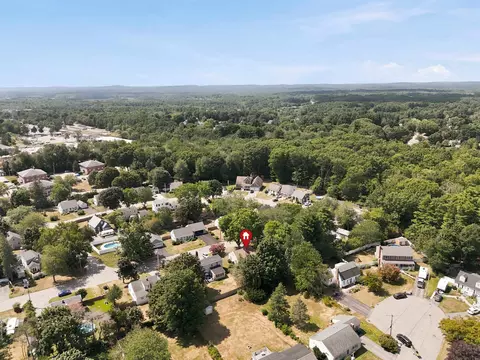 View/Area - 13 Fairfield Dr, Hampton, NH 03842 photo 9 of 12
