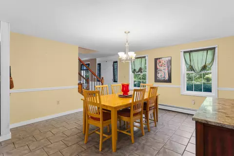Dining - 70 S Bow Rd, Hooksett, NH 03106 photo 3 of 4